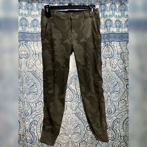 Prana Sky Canyon Jogger Pant Women's Camo Hiking Outdoors Green Size 6 Nylon